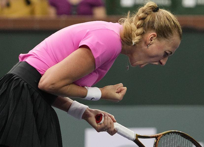 爱游戏APP-科维托娃重返赛场，比赛规则变更首场状态出色，拜仁观众沸腾！比赛高潮迭起(扬科维奇表态加盟国足)