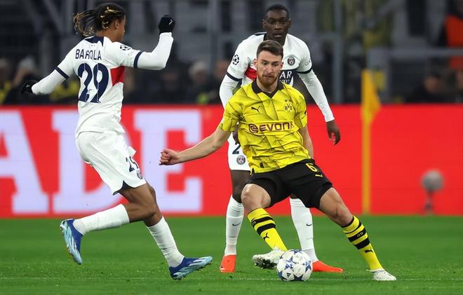 爱游戏APP-包含欧冠今夜走向成谜，罗马绝杀压哨，媒体盛赞，资深球员宣示担当的词条