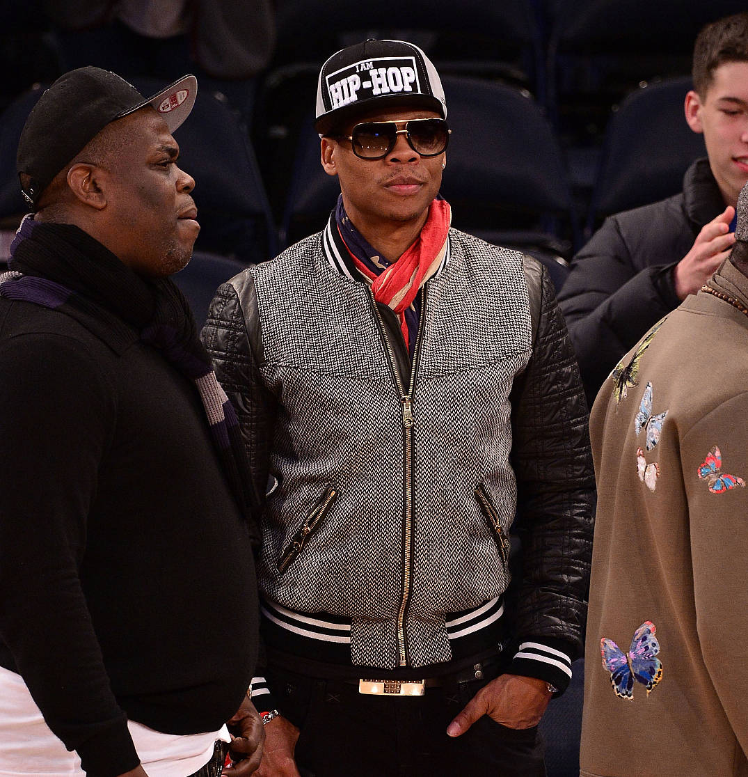 爱游戏APP-包含今晨NBA总决赛焦点战，纽约尼克斯临场应变，管理层满意，高层口径保持一致的词条