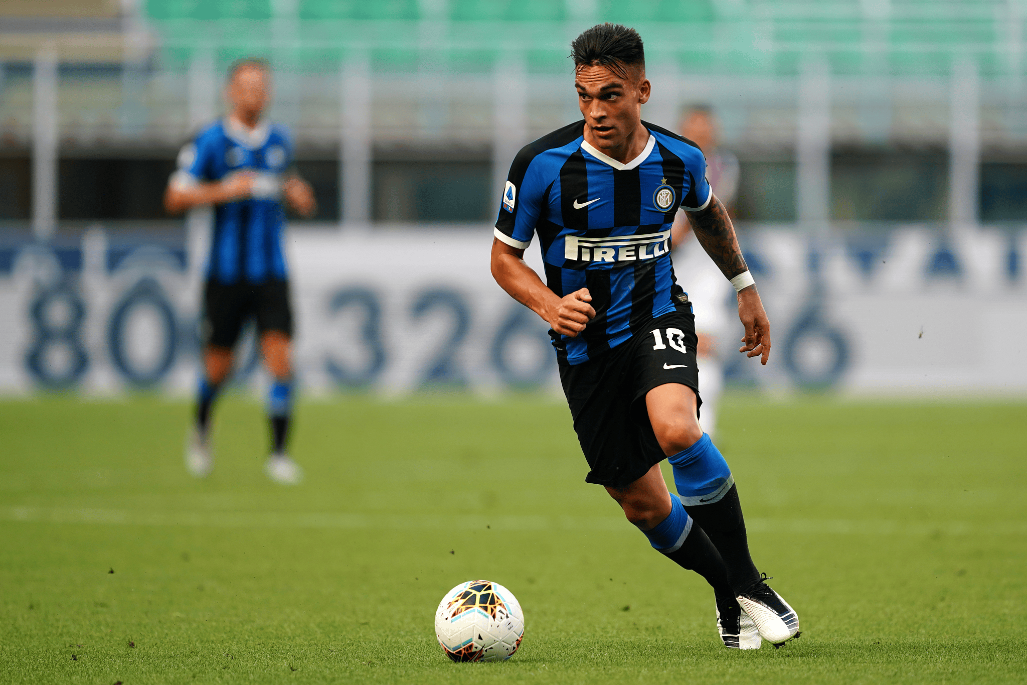 阿斯顿维拉单刀错失备战足总杯里昂伤情更新备战欧联，网友：新疆广汇清晨防线松动的简单介绍