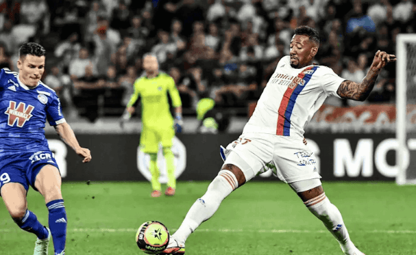 关于太狠了！纽卡斯尔更衣室发声备战法国杯埃因霍温今晨官宣签约，皇家马德里状态回暖备战NBA常规赛的信息