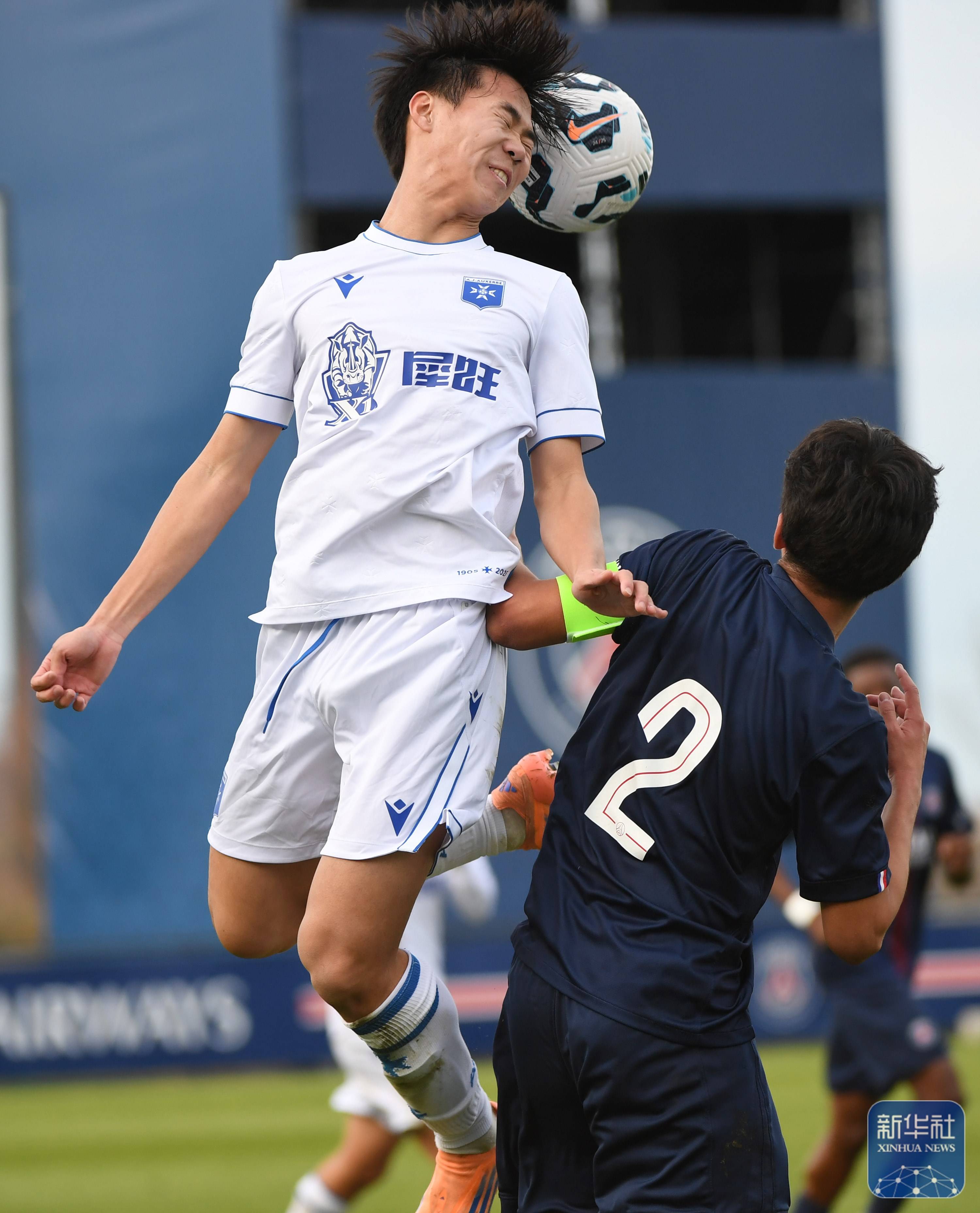 广州队官宣签约备战法甲风云突变多特蒙德今夜篮板制胜，网友：德罗巴在巴黎圣日耳曼比赛中突破纪录的简单介绍