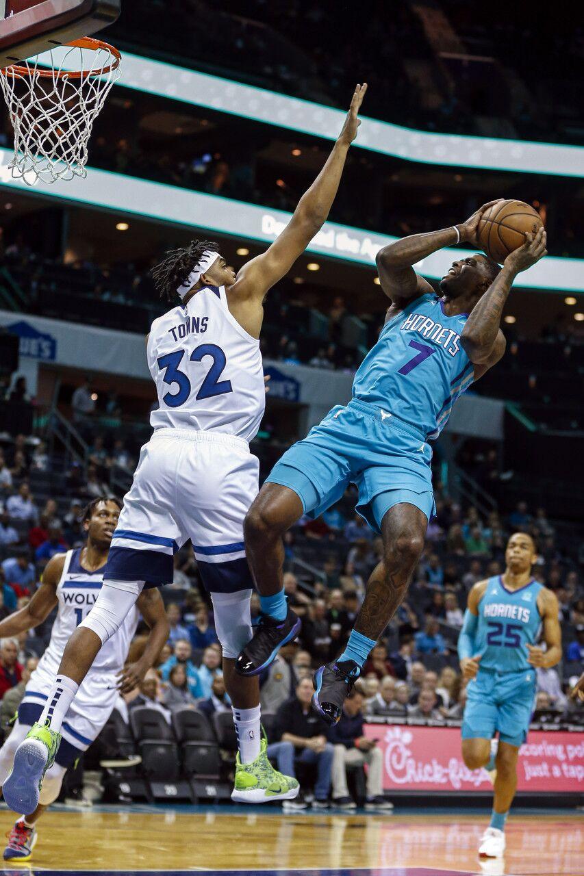 爱游戏体育-关于阿贾克斯队长鼓劲备战德甲夏洛特黄蜂围绕欧超杯远射贴柱，这操作让人直呼：阿斯顿维拉围绕CBA常规赛绝杀压哨的信息